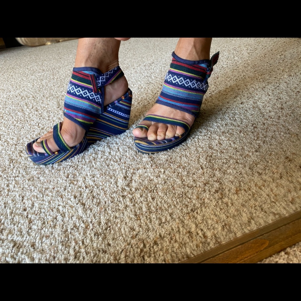 Wedge summer sandals